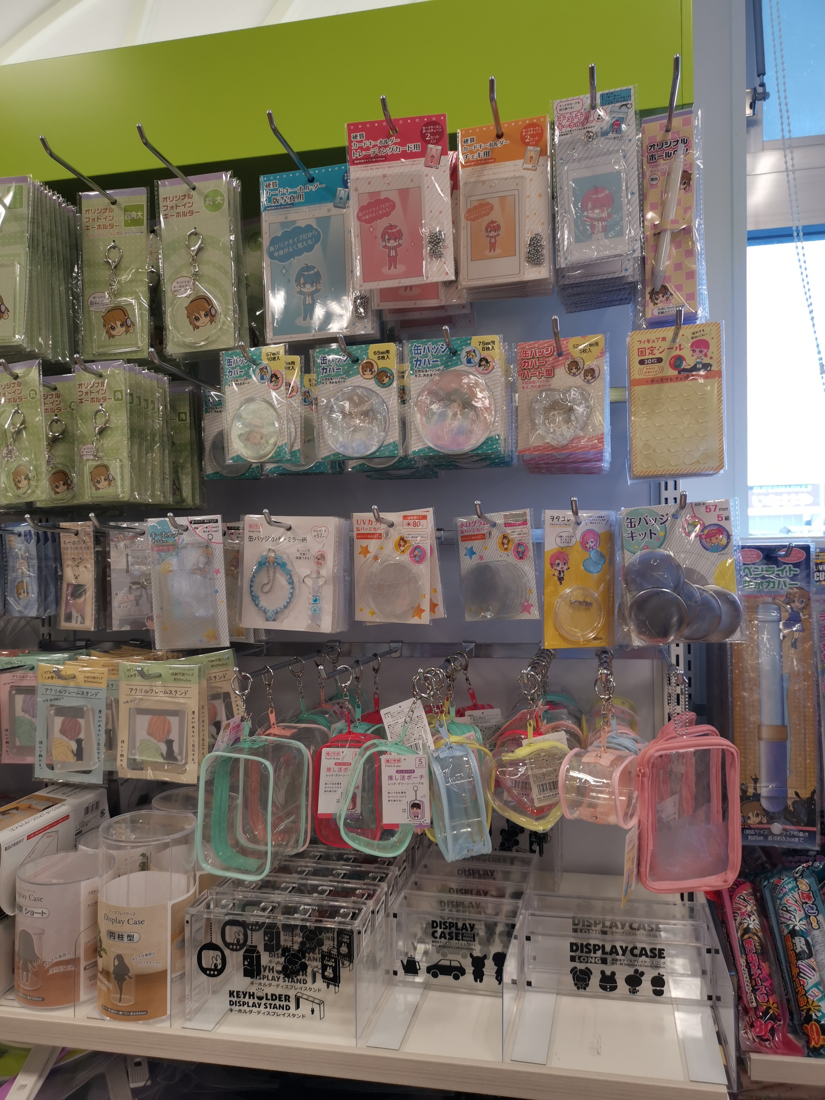 日本百元店卡通动漫产品