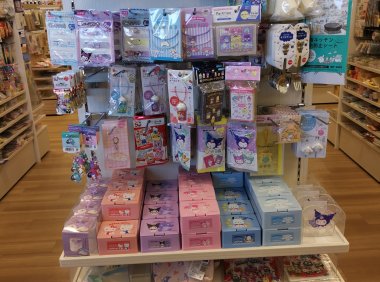 日本百元店卡通动漫产品